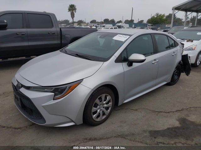 Toyota COROLLA LE 2020 5YFEPRAE2LP048951 Image 2