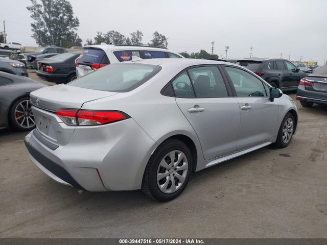 Toyota COROLLA LE 2020 5YFEPRAE2LP048951 Image 4