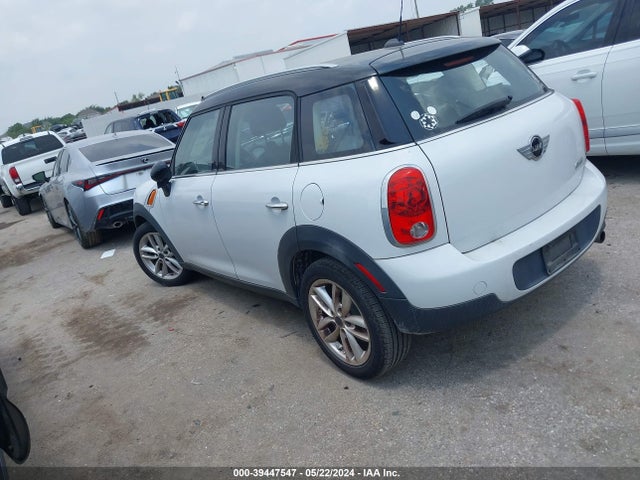 2013 MINI COUNTRYMAN WMWZB3C58DWM31230 Photo 2