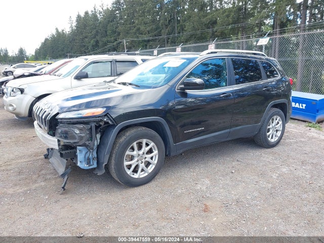 1C4PJMCS9FW530067 Jeep Cherokee Latitude