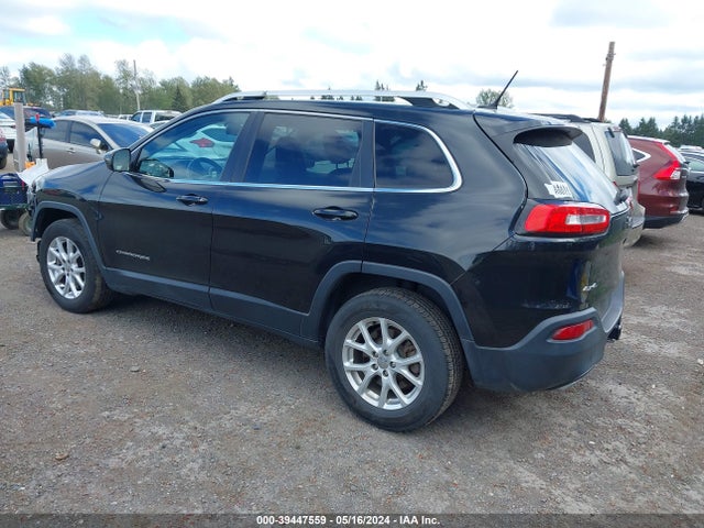 1C4PJMCS9FW530067 Jeep Cherokee Latitude