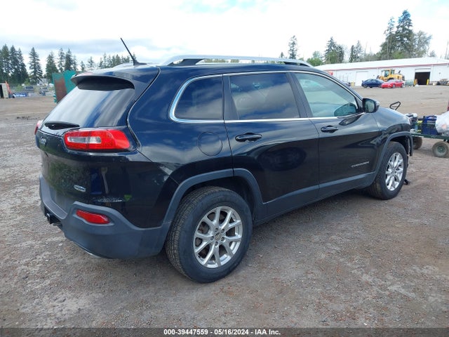 1C4PJMCS9FW530067 Jeep Cherokee Latitude