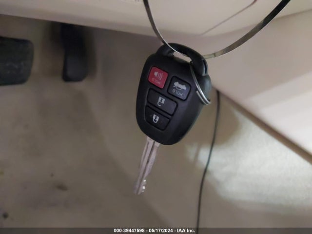 Toyota CAMRY LE 2016 4T4BF1FK9GR535077 Image 11