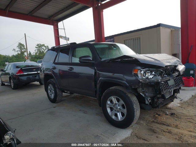 Toyota 4RUNNER SR5 2022 JTEMU5JR7N5982096 Image 13