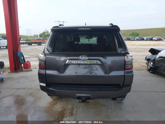 Toyota 4RUNNER SR5 2022 JTEMU5JR7N5982096 Image 16