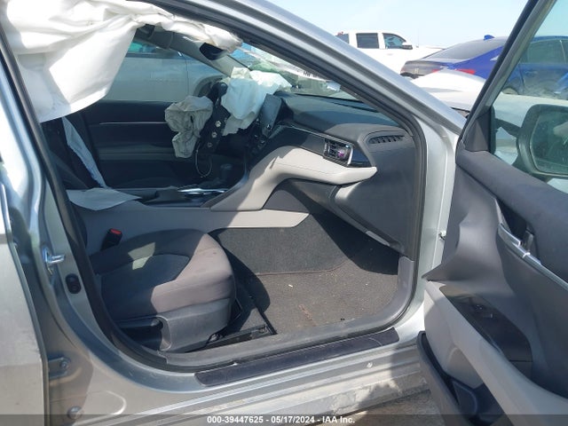 Toyota CAMRY LE 2024 4T1R11AK2RU223278 Image 5