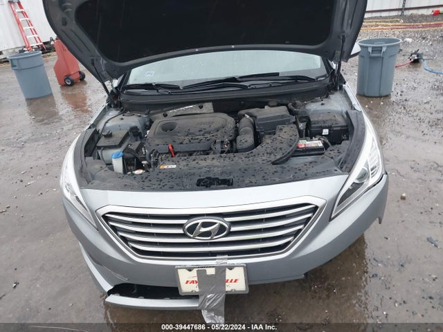 Hyundai SONATA SE 2015 5NPE24AFXFH153457 Image 10