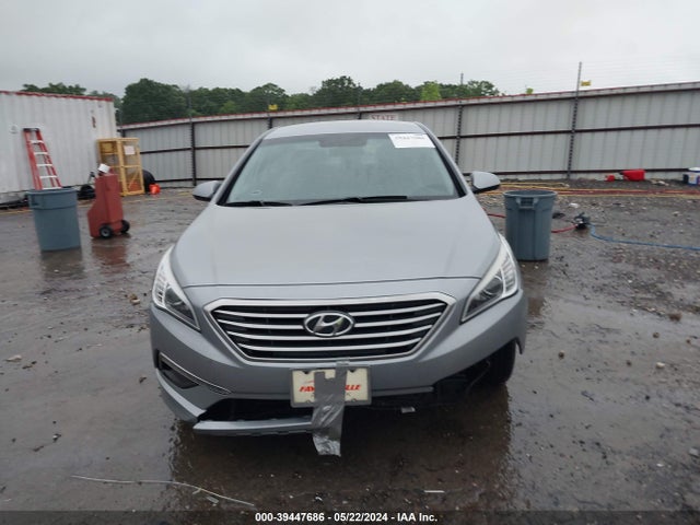 Hyundai SONATA SE 2015 5NPE24AFXFH153457 Image 12