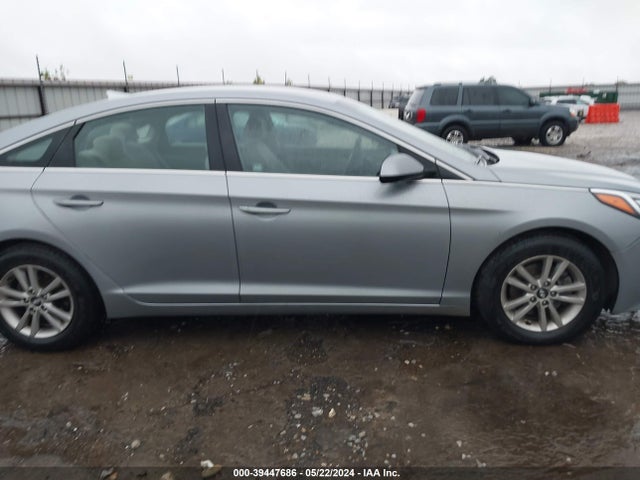 Hyundai SONATA SE 2015 5NPE24AFXFH153457 Image 13