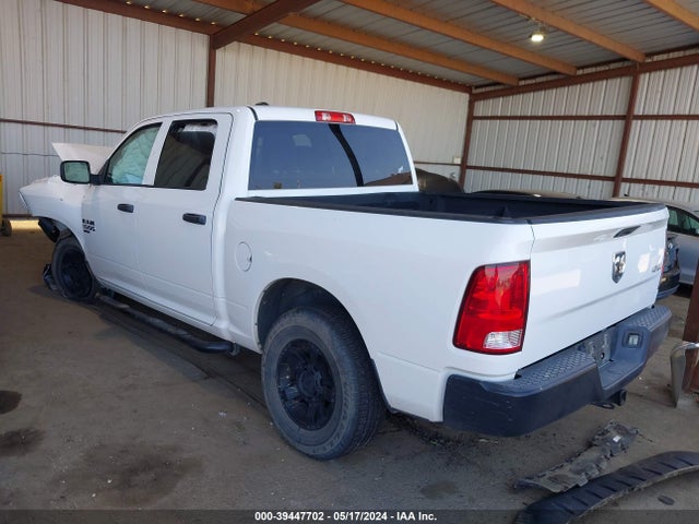 1C6RR7KG4KS621188 RAM 1500 Classic Tradesman  4x4 5'7 Box