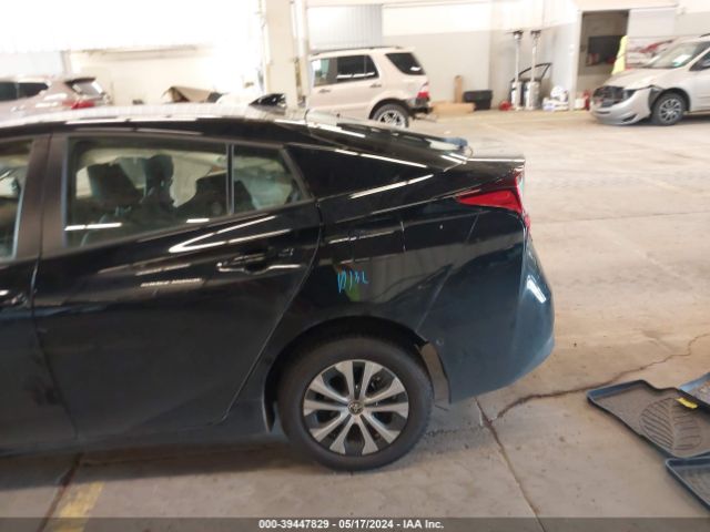 JTDL9RFU0L3020544 Toyota Prius Le Awd-e