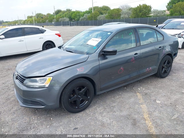 3VW2K7AJXEM206947 Volkswagen Jetta 2.0l S