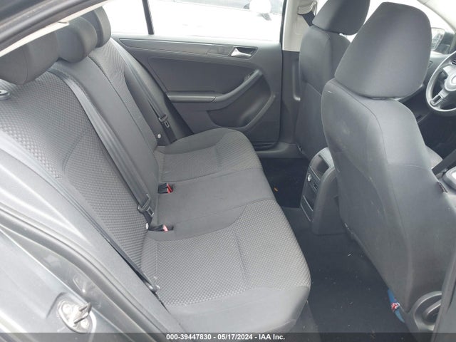 3VW2K7AJXEM206947 Volkswagen Jetta 2.0l S