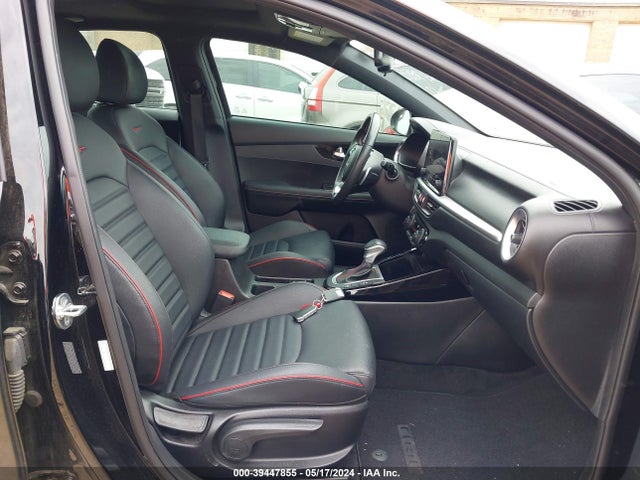 KIA FORTE GT 2023 3KPF44AC1PE523432 Image 5