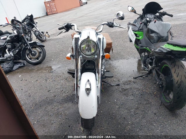 2017 INDIAN MOTORCYCLE CO. CHIEF 56KCCCAA4H3355111 Photo 4