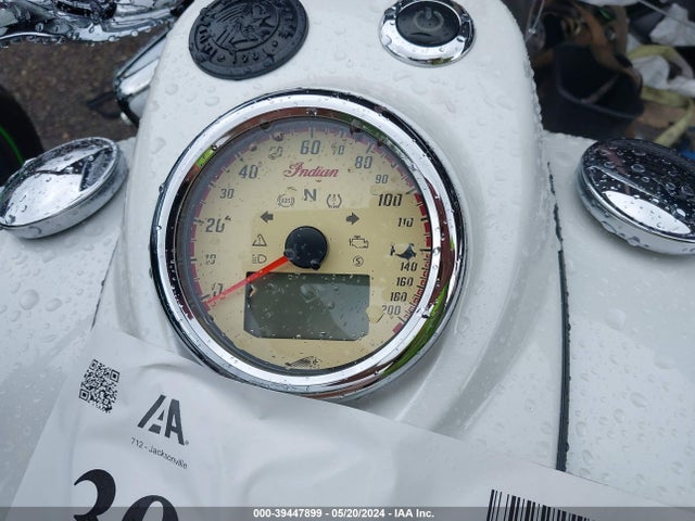 2017 INDIAN MOTORCYCLE CO. CHIEF 56KCCCAA4H3355111 Photo 6