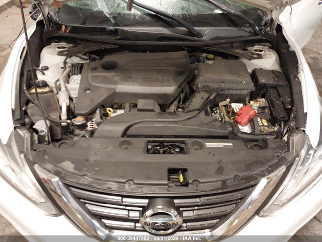 Nissan Altima 2.5 S 2016 1N4AL3AP1GN313585 Image 10