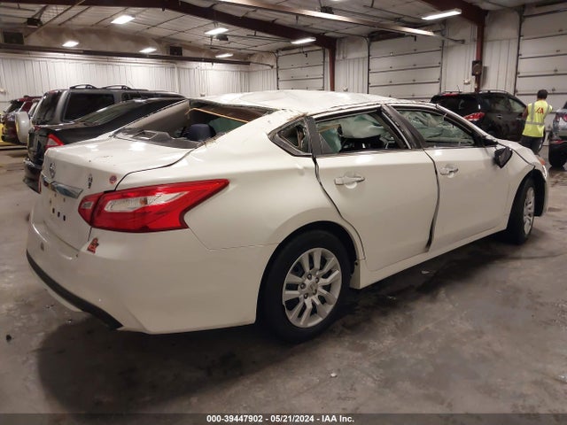 Nissan Altima 2.5 S 2016 1N4AL3AP1GN313585 Image 4