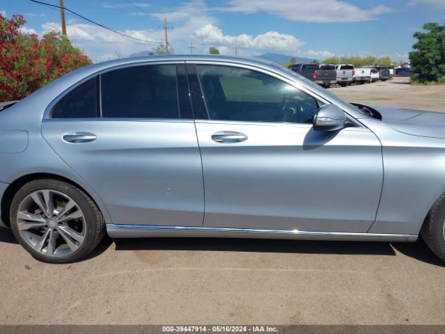 55SWF4JB2FU096111 Mercedes-Benz C 300 Luxury/sport