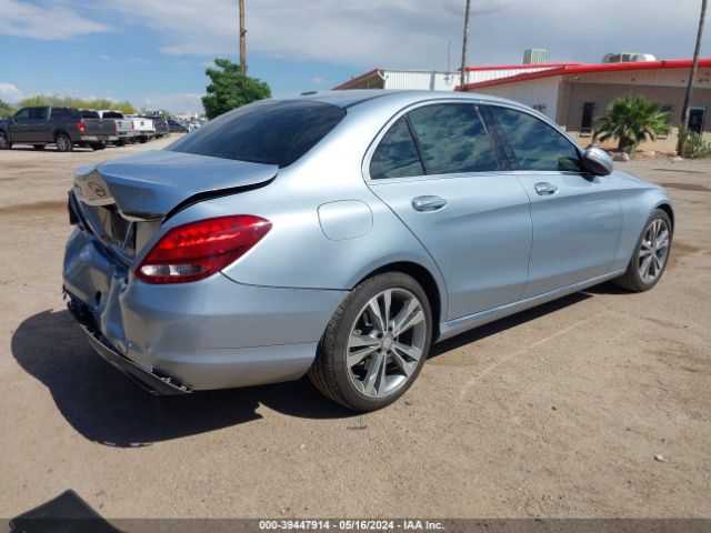 55SWF4JB2FU096111 Mercedes-Benz C 300 Luxury/sport