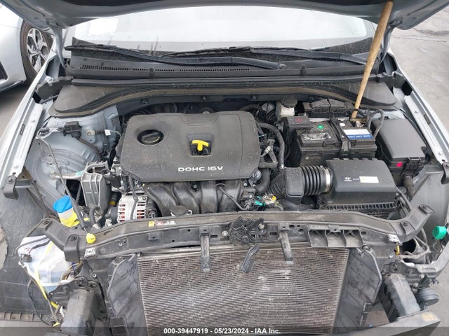 Hyundai ELANTRA SE 2017 5NPD84LF6HH024786 Image 10