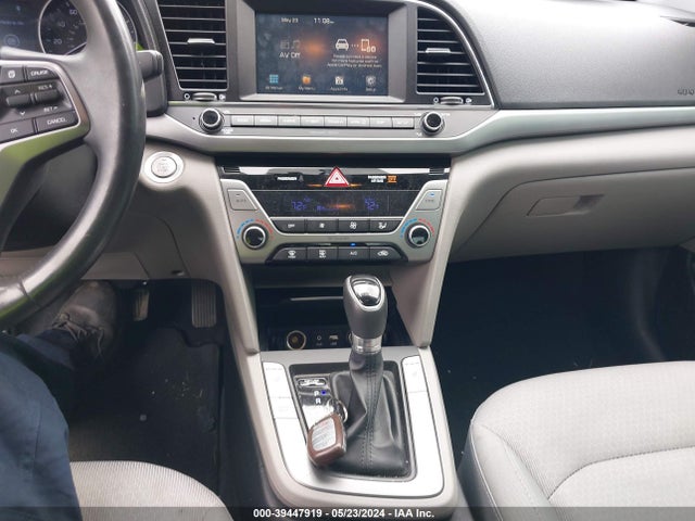 Hyundai ELANTRA SE 2017 5NPD84LF6HH024786 Image 11