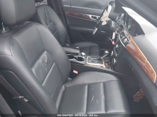 WDDGF4HB4EA961279 Mercedes-Benz C 250 Luxury/sport