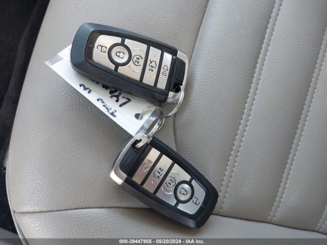 3FA6P0MU9KR239915 Ford Fusion Hybrid Sel