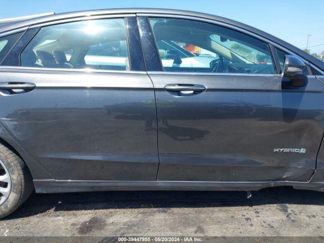 3FA6P0MU9KR239915 Ford Fusion Hybrid Sel