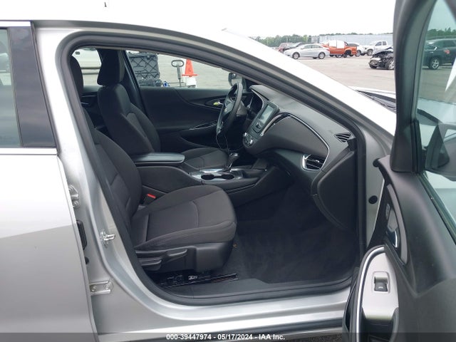 Chevrolet MALIBU LT 2018 1G1ZD5ST0JF250913 Image 5