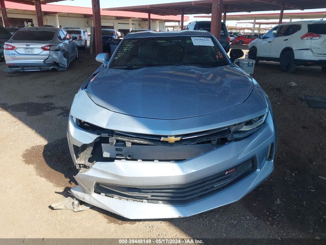 Chevrolet Camaro 2lt 2018 1G1FD1RS0J0130315 Image 13