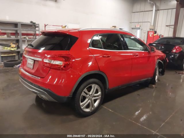 WDCTG4GBXFJ058959 Mercedes-Benz Gla 250 4matic