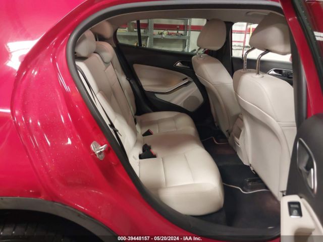 WDCTG4GBXFJ058959 Mercedes-Benz Gla 250 4matic