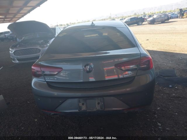 W04GP6SX3J1094727 Buick Regal Sportback Essence