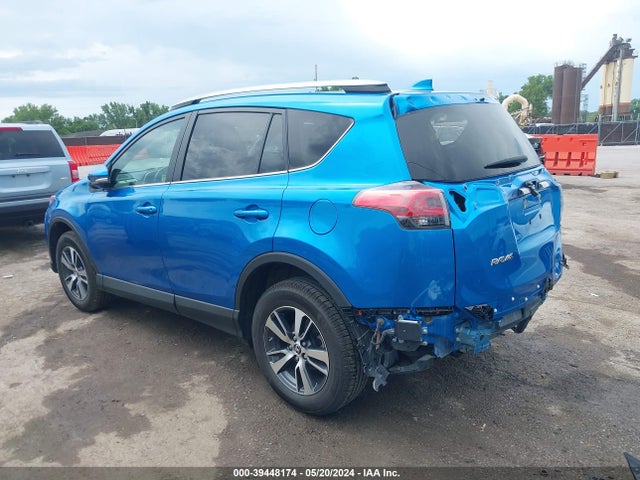 Toyota Rav4 Xle 2018 2T3RFREVXJW745558 Image 3