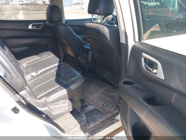 Nissan Pathfinder Platinum 2017 5N1DR2MM5HC605959 Image 8
