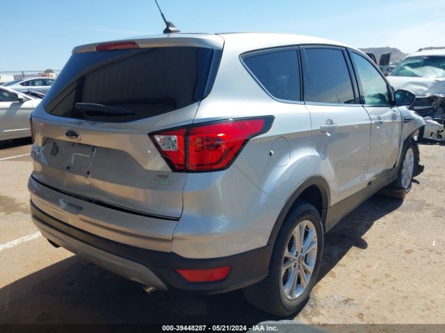 1FMCU0GD9KUA41664 Ford ESCAPE SE