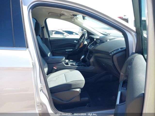 1FMCU0GD9KUA41664 Ford ESCAPE SE
