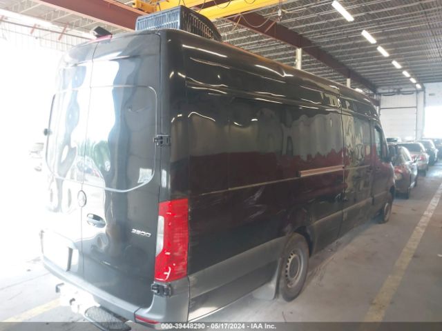 W1W4EDHY8LT025269 Mercedes-Benz Sprinter 2500 High Roof V6