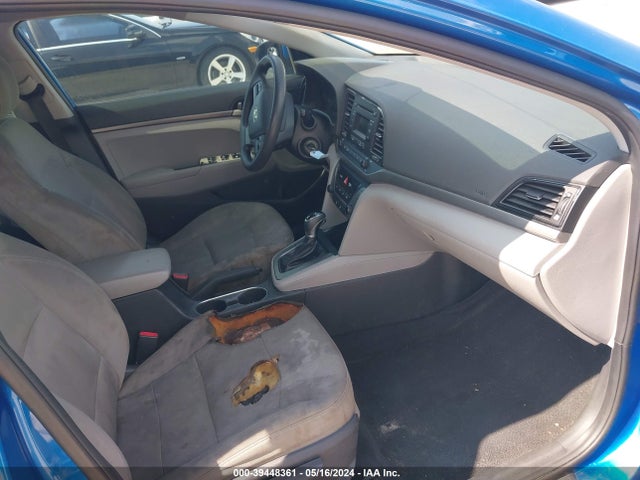 Hyundai ELANTRA SE 2017 5NPD74LF8HH150327 Image 5
