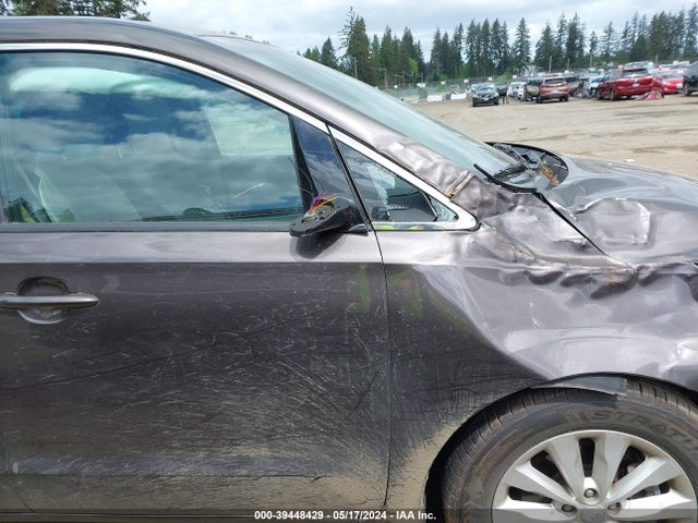 KIA SEDONA EX 2016 KNDMC5C1XG6137304 Image 17