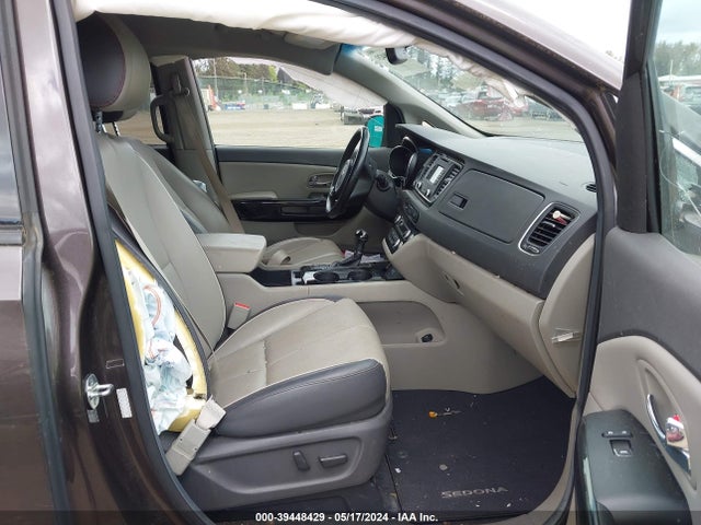 KIA SEDONA EX 2016 KNDMC5C1XG6137304 Image 5
