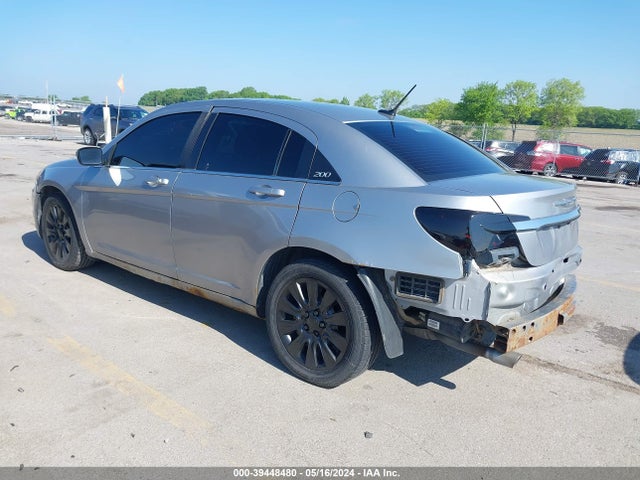 Chrysler 200 LX 2014 1C3CCBAG0EN103686 Image 3