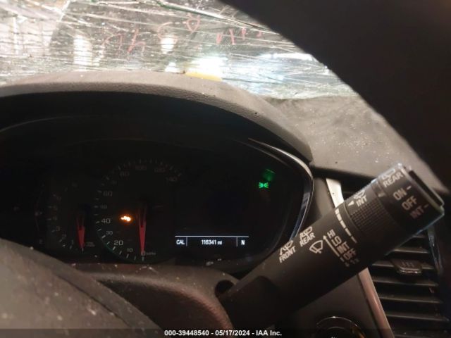 3GNCJPSB2JL160197 Chevrolet Trax Lt