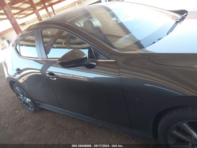 JM1BPAKL1M1347354 Mazda Mazda3 Select