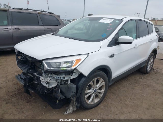 Ford ESCAPE SE 2017 1FMCU0GD1HUE09697 Image 2