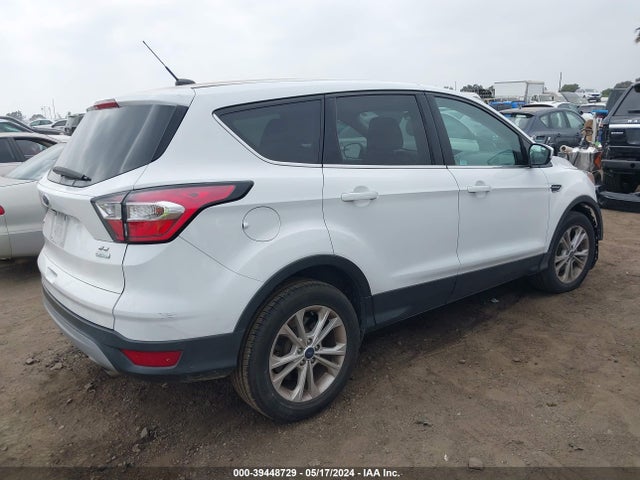 Ford ESCAPE SE 2017 1FMCU0GD1HUE09697 Image 4