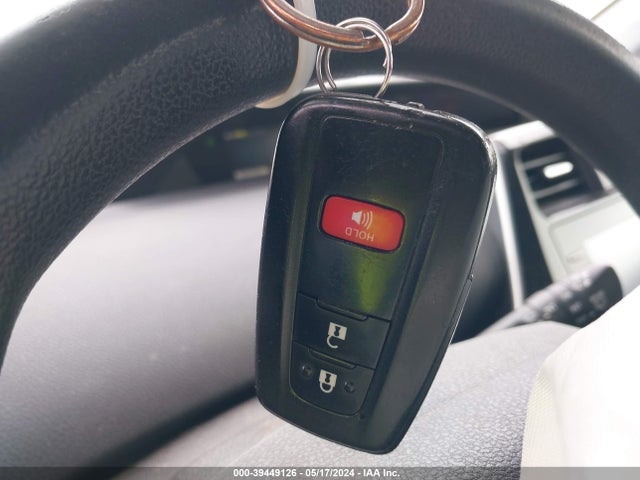 Toyota Prius Le 2020 JTDKARFU3L3113979 Image 11