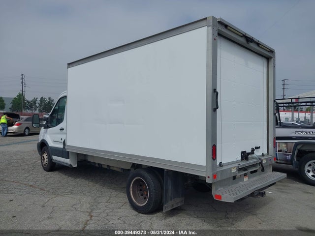 Ford Transit-350 Cab 2018 1FDBF8ZM6JKA71135 Image 3