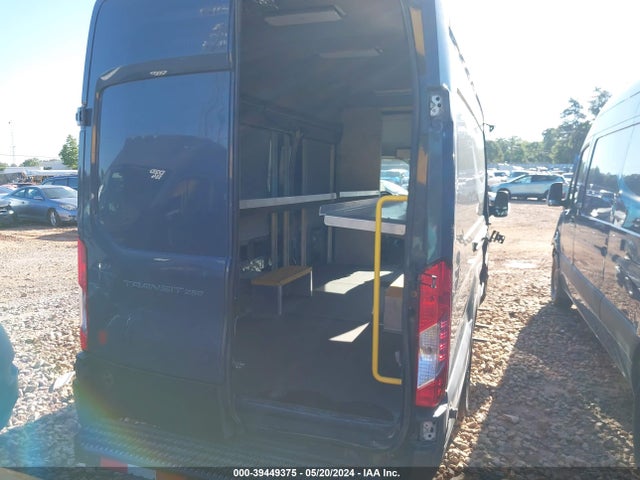 Ford Transit-250 2019 1FTYR3XMXKKB08930 Image 17